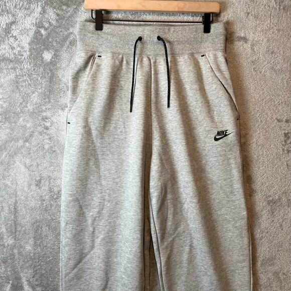 Nike Tech Women’s Sportswear Fleece Sweat Pants Women’s Medium Gray‎ - Picture 2 of 7